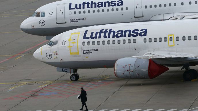 Lufthansa se potýká už druhý den se stávkou, během dvou dnů ruší na 1900 spojů.