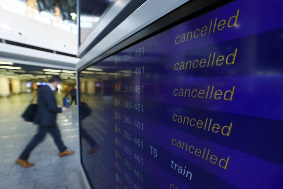 Lufthansa se potýká už druhý den se stávkou, během dvou dnů ruší na 1900 spojů.