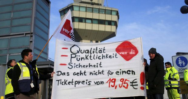 Další stávka na letištích v Berlíně. Z Prahy do německé metropole nedoletíte