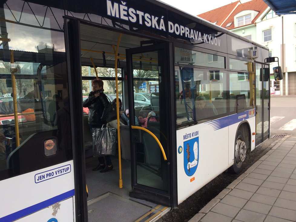 Jedna z výjimek u ČSAD Kyjov, tento autobus normálně rozvážel cestující v rámci městské hromadné dopravy.