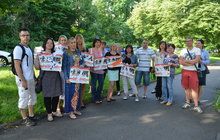 Vzpoura v Karlových Varech: 21 učitelů stávkuje! Chtějí hlavu ředitelky!