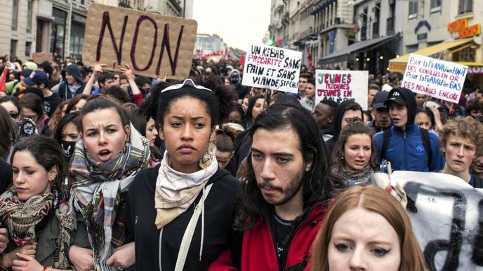 stávky ve Francii proti novému pracovnímu zákonu