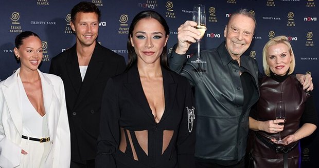 Štefan Margita s neteří a bujné dekolty