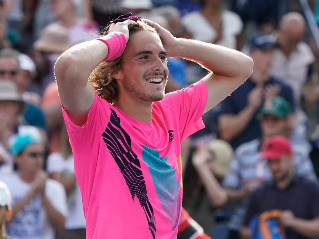 Řecký talent Stefanos Tsitsipas dotáhl svou překvapivou pouť tenisovým turnajem v Torontu až do finále.