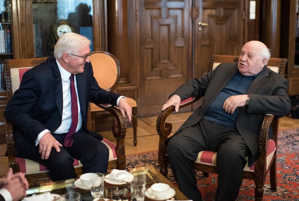 Frank-Walter Steinmeier na setkání s Michailem Gorbačovem v Moskvě 25. 10. 2017