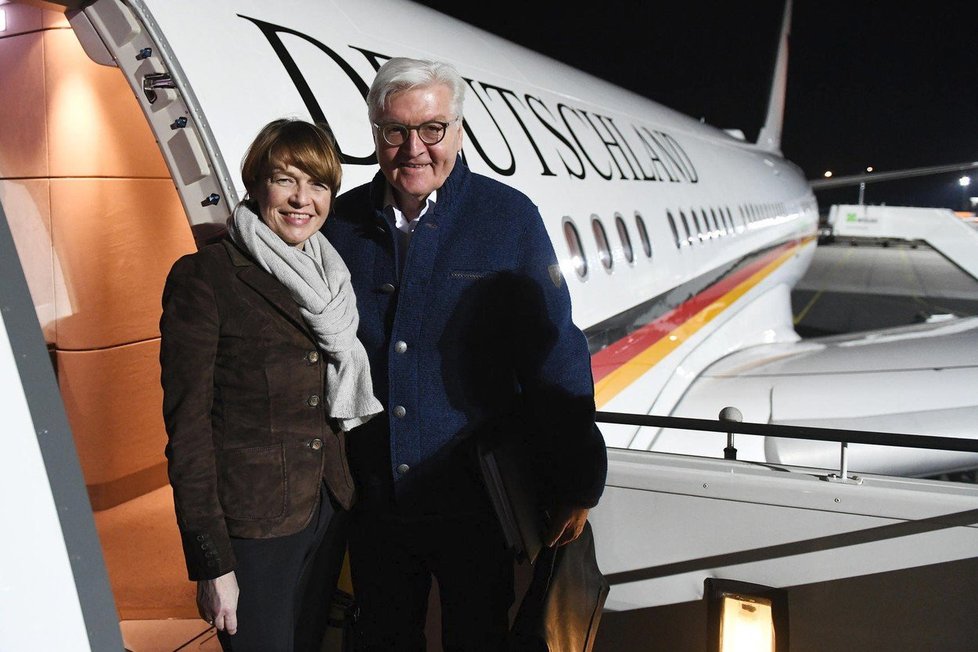 Německý prezident Steinmeier s manželkou Elke