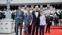 Stellan Skarsgård do Karlových Varů dorazil s manželkou Megan Everett-Skarsgårdovou a jejich syny Ossianem a Kolbjörnem Stellan Skarsgård do Karlových Varů dorazil s manželkou Megan Everett-Skarsgårdovou a jejich syny Ossianem a Kolbjörnem