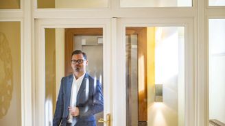 Diskrétnost a klid. To je největší luxus dneška, říká obchodní ředitel hotelu Mandarin Oriental, Prague Diskrétnost a klid. To je největší luxus dneška, říká obchodní ředitel hotelu Mandarin Oriental, Prague