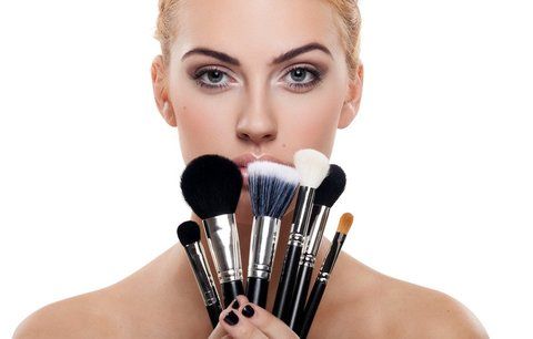 Redakční testování štětců na make-up: Proč jsme si je zamilovaly?