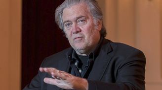 Bannon chce sjednotit euroskeptické hlasy. Tady nejste v Americe, odmítá nápad lídr AfD