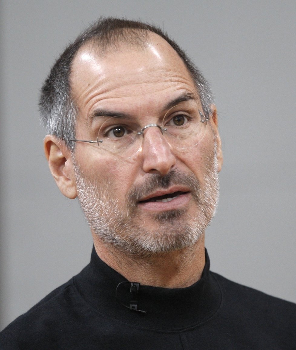 Steve Jobs loni podlehl rakovině slinivky ve věku 56 let