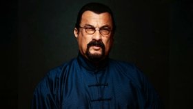 Akční hvězda 90. let Steven Seagal