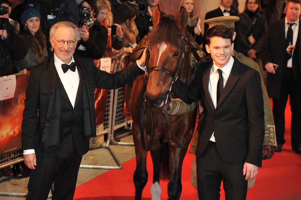 Steven Spielberg na premiéře Válečného koně.