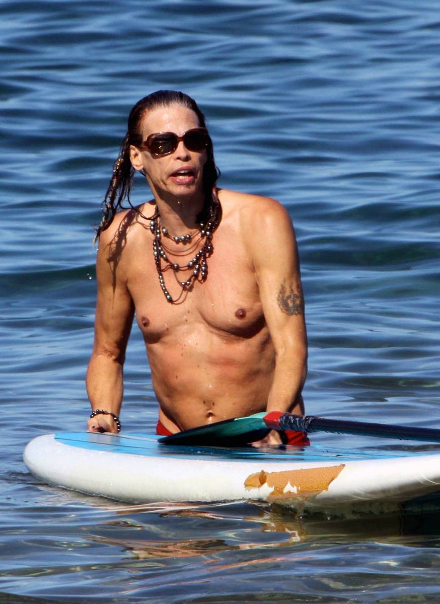 Rockový veterán Steven Tyler na Havaji odhalil své »jedničky«.