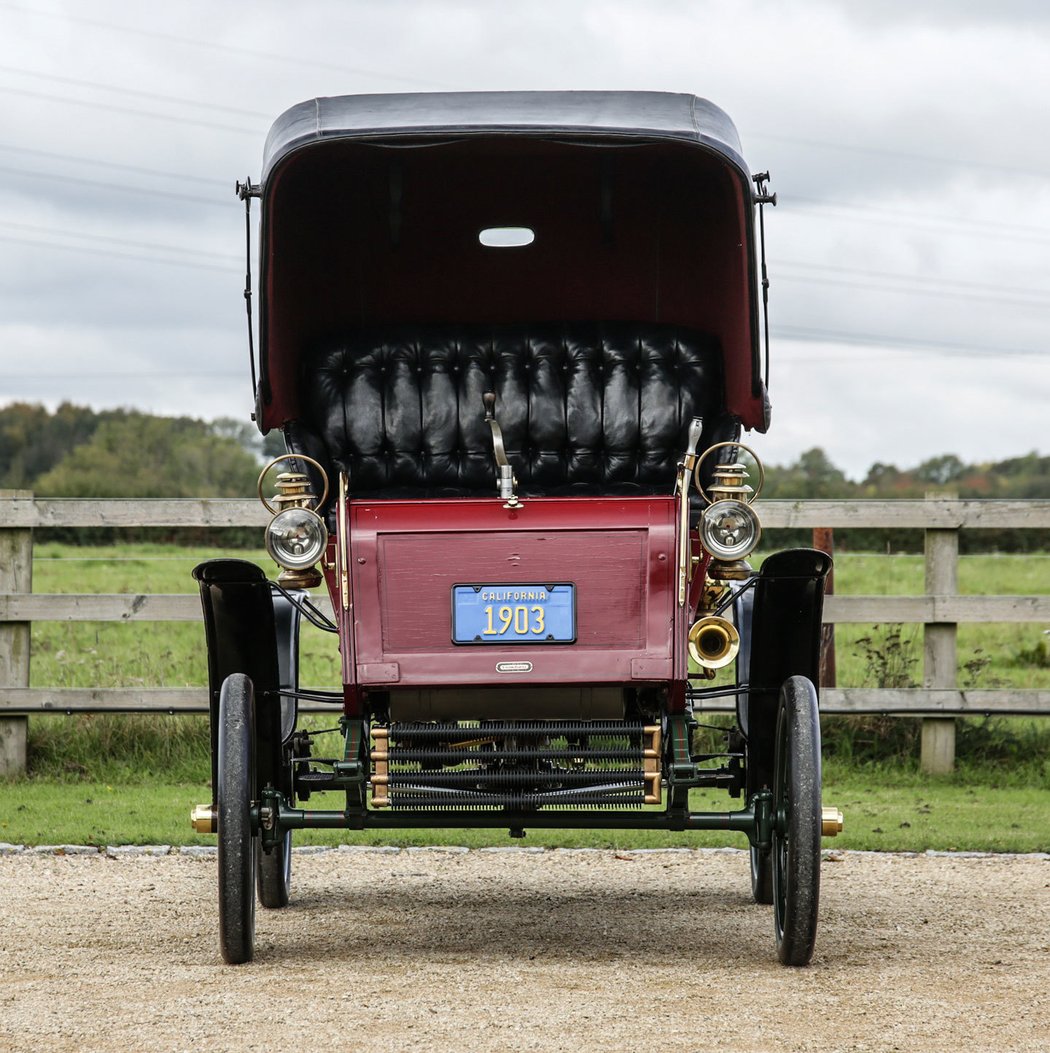 Stevens-Duryea Model L Stanhope (1903)