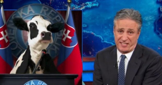 Americký moderátor Jon Stewart je prý přesvědčený, že slovenský prezident je kráva