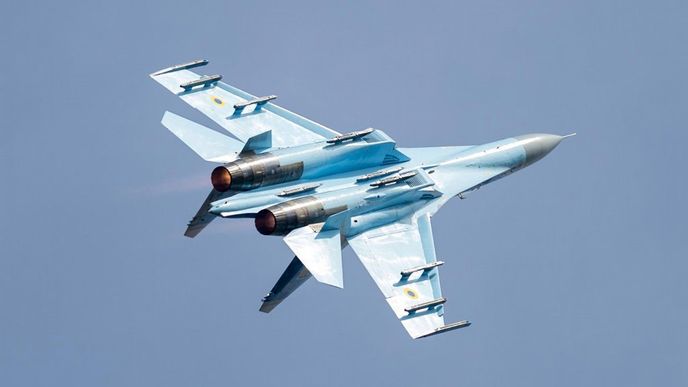 stíhací letoun Su-27 z Ukrajiny.