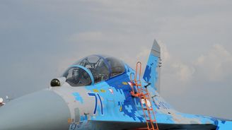 Ruská stíhačka zahnala letoun NATO. Údajně ohrožoval letadlo ministra obrany