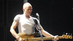 Sting vystoupil v sobotu v rámci svého turné Back to Bass v Praze.