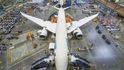Sto let s Boeingem v oblacích