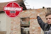 Ombudsman Blesku: Spadla nám střecha a pojišťovna nechce platit