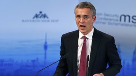 Šéf NATO Stoltenberg na Mnichovské bezpečnostní konferenci