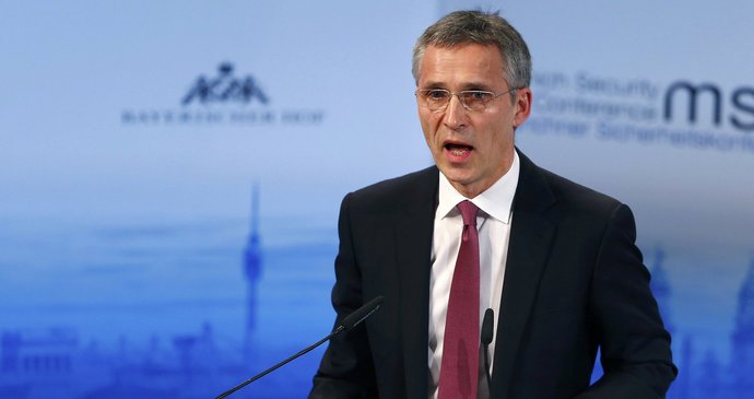 Šéf NATO Stoltenberg na Mnichovské bezpečnostní konferenci