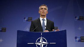 Jens Stoltenberg, tajemník NATO, po mimořádném jednání svolaném Tureckem