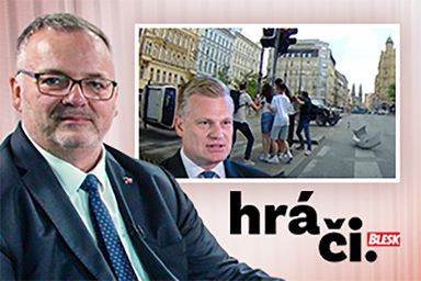 Ministr dopravy v Hráčích: Řidičák by sebral Turkovi i druhému řidiči