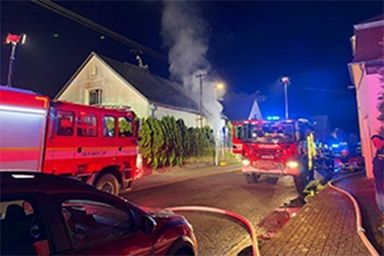 Chlapec uhořel při požáru na Chebsku: Bratr vyskočil z okna