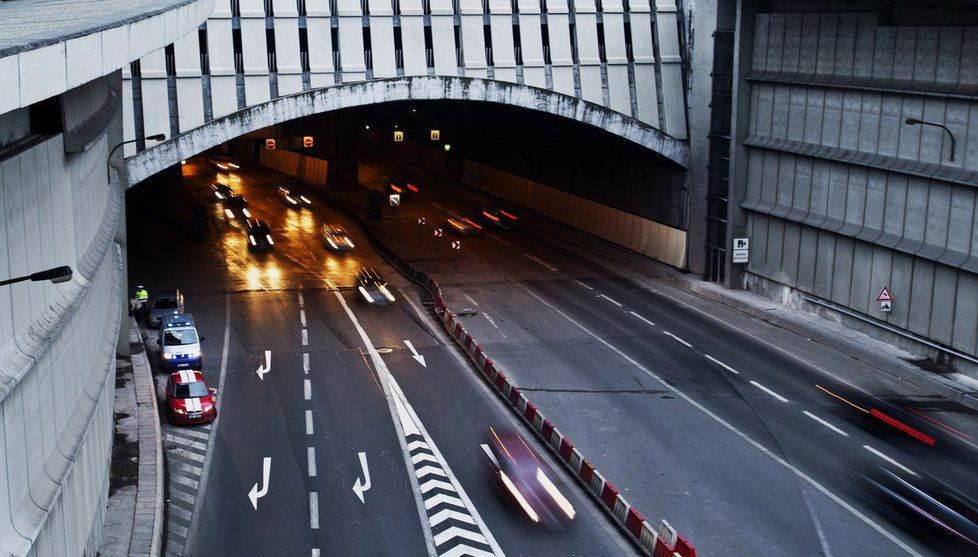 Je Strahovský tunel nebezpečný? TSK se proti tomuto tvrzení ohrazuje.