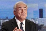 Strauss-Kahn má opět o žalobu kvůli znásilnění míň