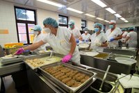 Konec nemocničních „chuťovek“? Vojtěch slibuje diety z české, středomořské a asijské kuchyně