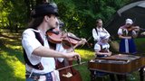 Strážnice hlásí 850 účinkujících: Folklorní festival juchá a zpívá na internetu