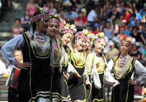 Zahraniční soubory se představily poprvé ve Strážnici při speciálním vystoupení věnovaném školákům.