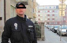 V uniformě strážníka zastřelil v Přerově na ulici Michala (†23) a teď... Zmlátil manželku a podřezal si žíly!