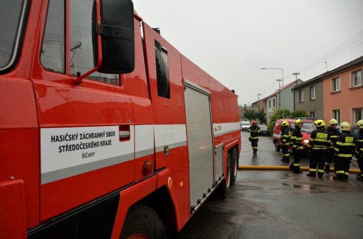 Výjezdy hasičů kvůli silným bouřkám ve Středočeském kraji. (14.6.2020)