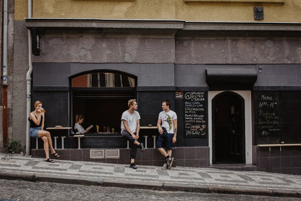 Bistro střecha čeká nová provozovna