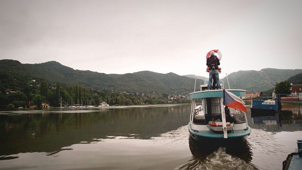 Tajným tipem je Píšťanské jezero, kde si můžete vyzkoušet nový sport zvaný flightboarding.