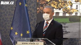 Odborář Josef Středula na tiskové konferenci po jednání tripartity (12.10.2020)