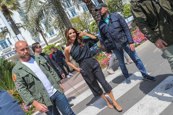 Eva Longoria v Cannes