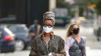 Street style v New Yorku: Vrací se éra normálně nositelných outfitů?