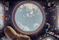 Výjimečné snímky ISS, sopečných kráterů i vrcholků hor: Kam se podívaly speciální kamery