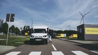 Elektromobily lákají i Bosch, firma chystá službu na pronájem dodávky