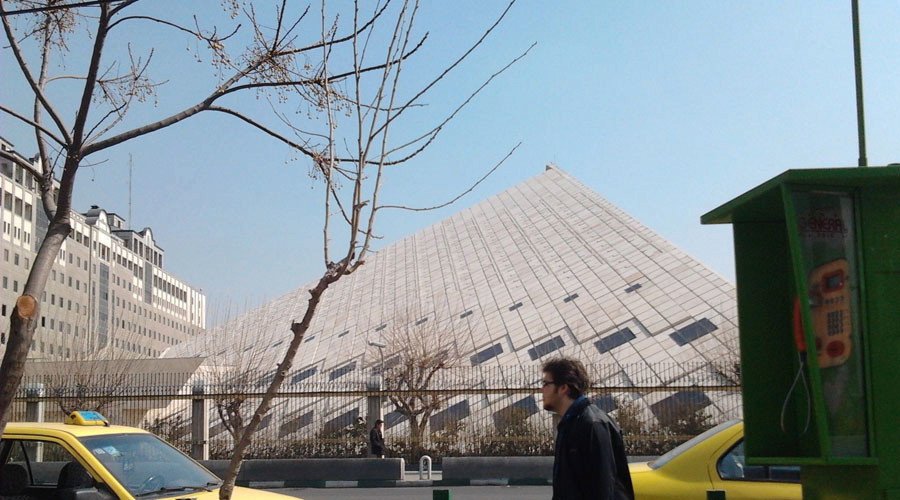 Budova íránského parlamentu