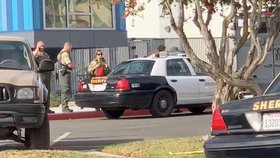 Střelba na střední škole v USA nedaleko Los Angeles (14. 11. 2019)