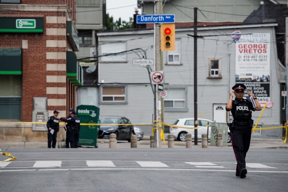 Střelec zabil v Torontu 2 lidi a 13 jich zranil.