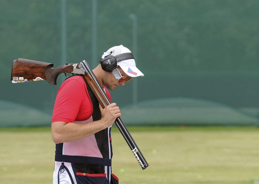 O necelý gram těžší náboje znamenaly stop pro olympijského vítěze Davida Kosteleckého na ME