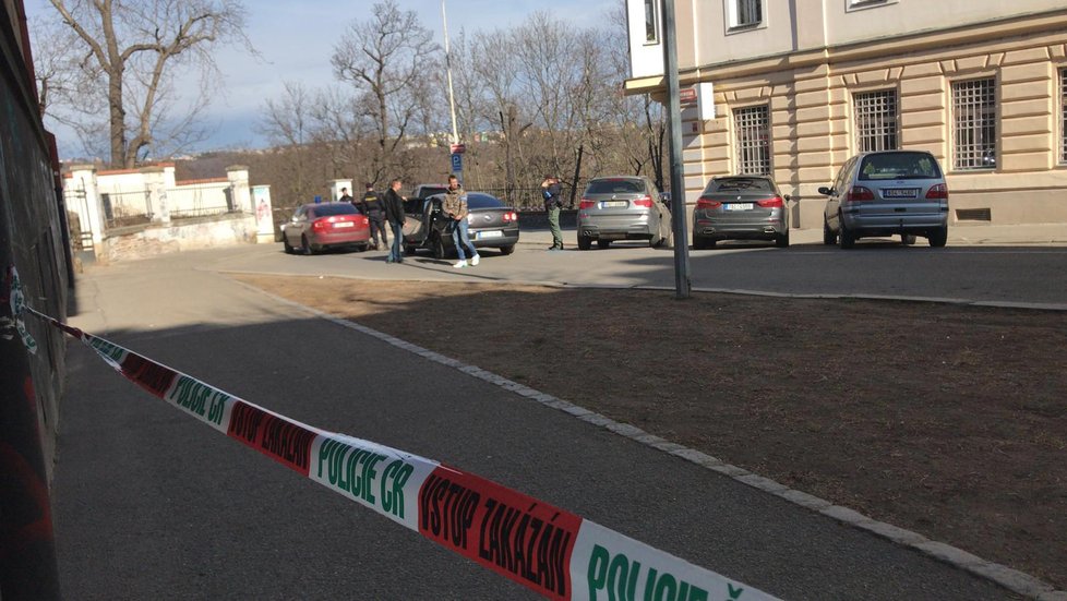 Cizinec, který na Letné ujížděl policii, dostal u soudu trest odnětí svobody 18 měsíců.