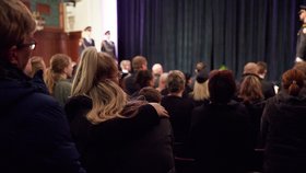 Poslední rozloučení s Anetkou se uskutečnilo v plném divadle v Jaroměři. (4.1.2024)